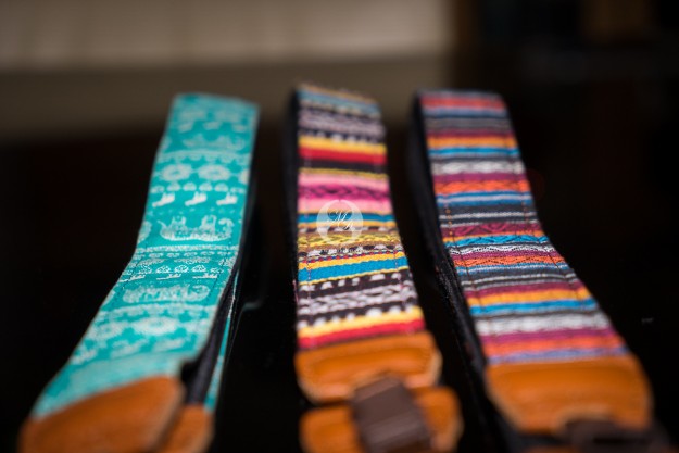 Tibet-Native-Village-Kameragurte