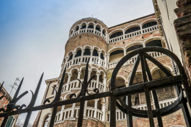 Tower in Venedig by MarkDeu