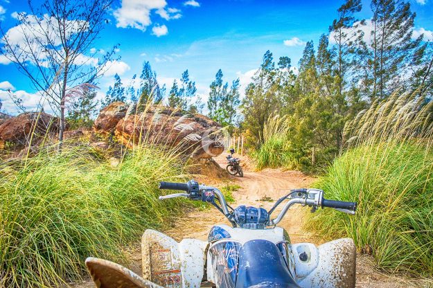 Villa-de-Leyva-Sehenswürdigkeiten-Reisebericht-mit-dem-Quad-durch-die-Wüste-Aktivitäten-by-markdeu