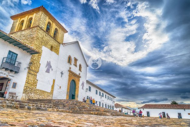 Villa-de-Leyva-Sehenswürdigkeiten-Reisebericht-Plaza-Mayor-by-markdeu